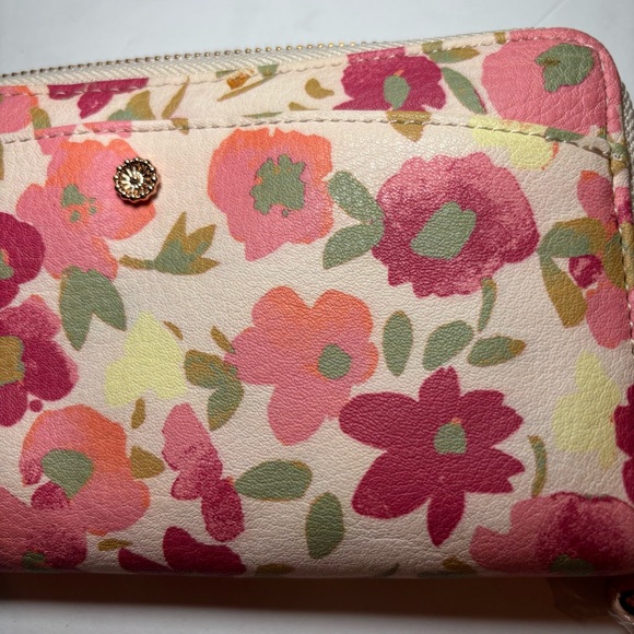 Women’s NWT LC Lauren Conrad floral wallet - Picture 4 of 4